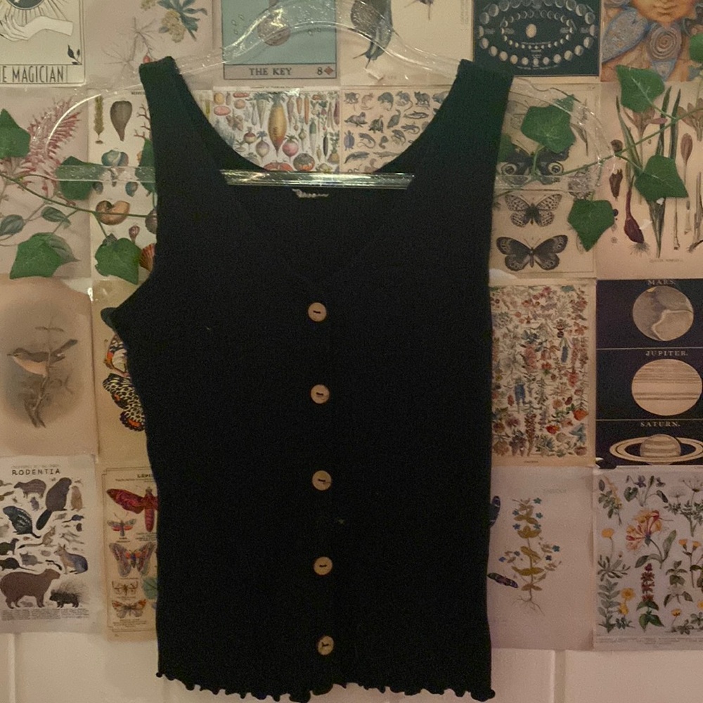 Black and brown button tank top